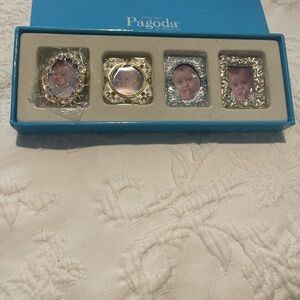 Piercing Pagoda Decorative Photo Frames Set